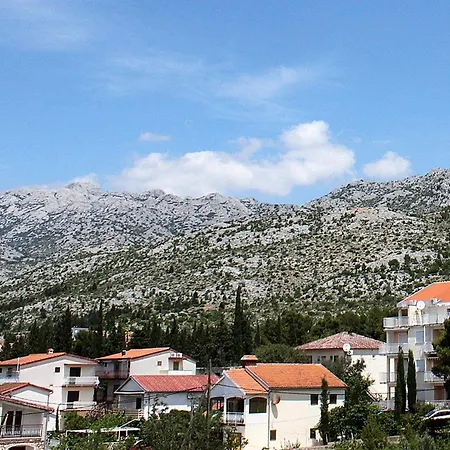 Apartments And Rooms By The Sea Starigrad, Paklenica - 6591 Guest house Starigrad Paklenica