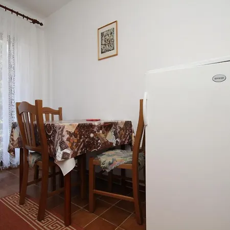 Apartments And Rooms By The Sea Starigrad, Paklenica - 6591 Guest house 3*