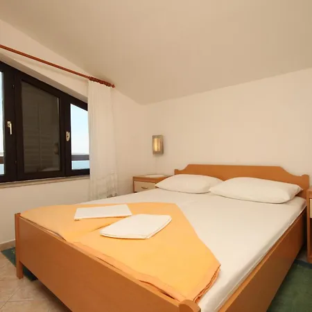 And By The Sea Starigrad, Paklenica - 6591 3*