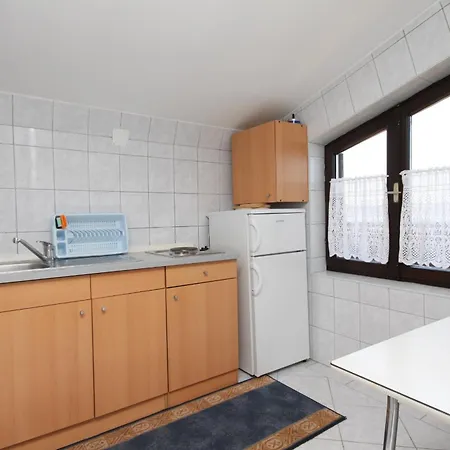 And By The Sea Starigrad, Paklenica - 6591 Gæstehus