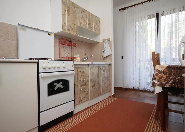 And By The Sea Starigrad, Paklenica - 6591 Konukevi Starigrad Paklenica