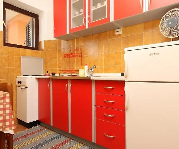 And By The Sea Starigrad, Paklenica - 6591 Konukevi Starigrad Paklenica